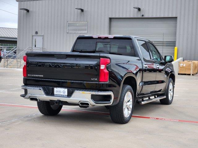 2021 Chevrolet Silverado 1500 LTZ 3