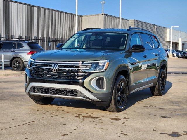 2024 Volkswagen Atlas 2.0T Peak Edition SE w/Technology 2