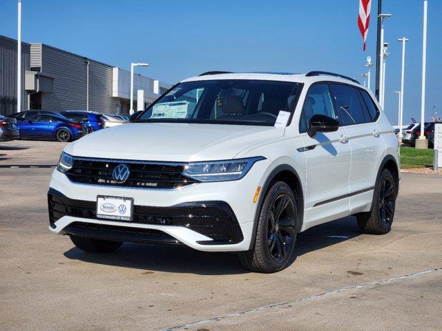 2024 Volkswagen Tiguan SE R-Line Black 2