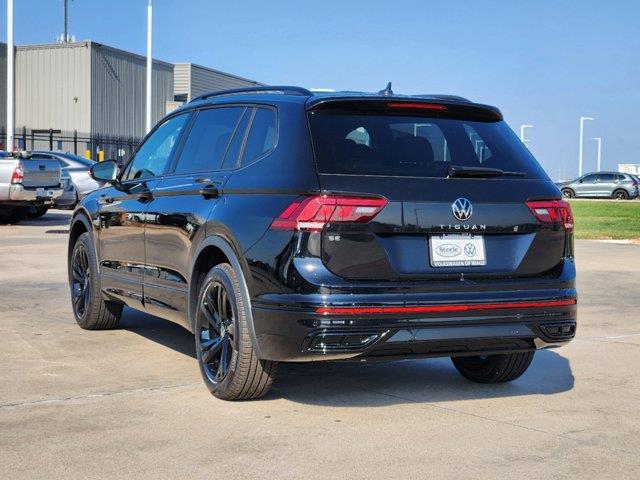 2024 Volkswagen Tiguan SE R-Line Black 4