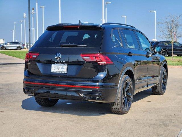 2024 Volkswagen Tiguan SE R-Line Black 3