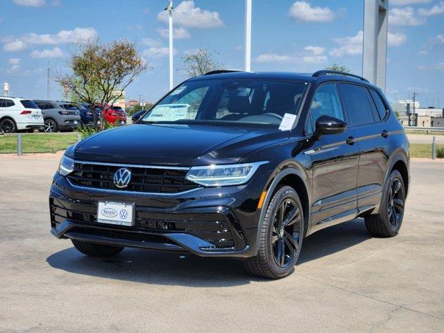 2024 Volkswagen Tiguan SE R-Line Black 2