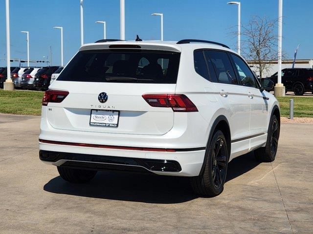 2024 Volkswagen Tiguan SE R-Line Black 3