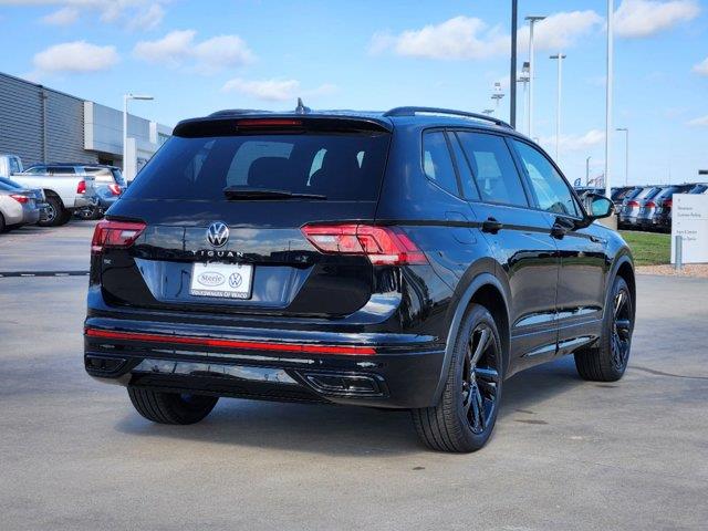 2024 Volkswagen Tiguan SE R-Line Black 3