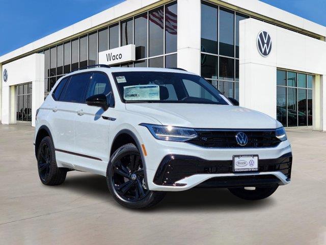 2024 Volkswagen Tiguan SE R-Line Black 1