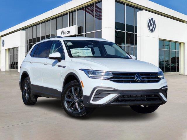 2024 Volkswagen Tiguan SE 1