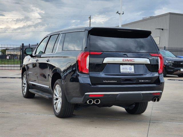 2023 GMC Yukon XL Denali 4