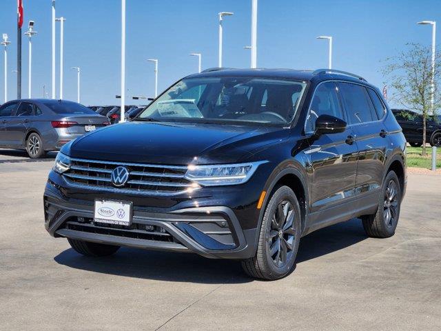 2024 Volkswagen Tiguan SE 2