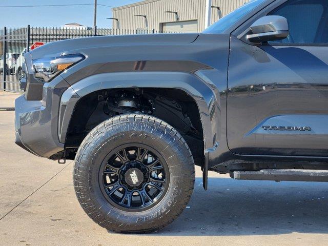 2024 Toyota Tacoma 4WD SR5 6