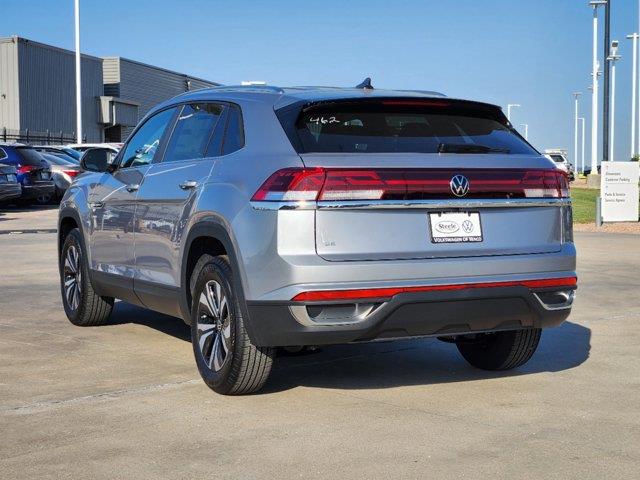 2024 Volkswagen Atlas Cross Sport 2.0T SE 4