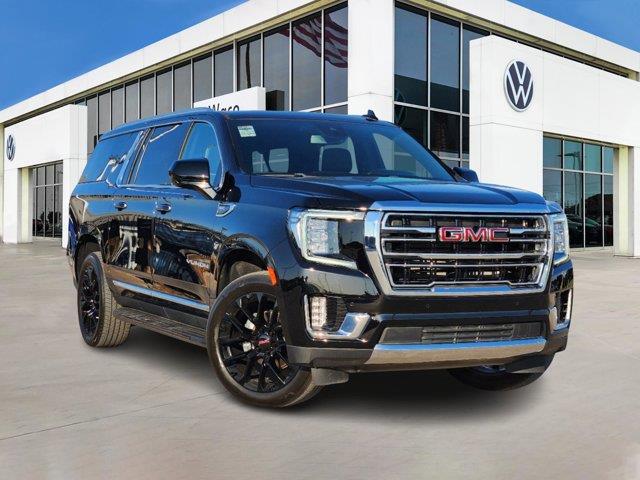 2023 GMC Yukon XL SLT 1