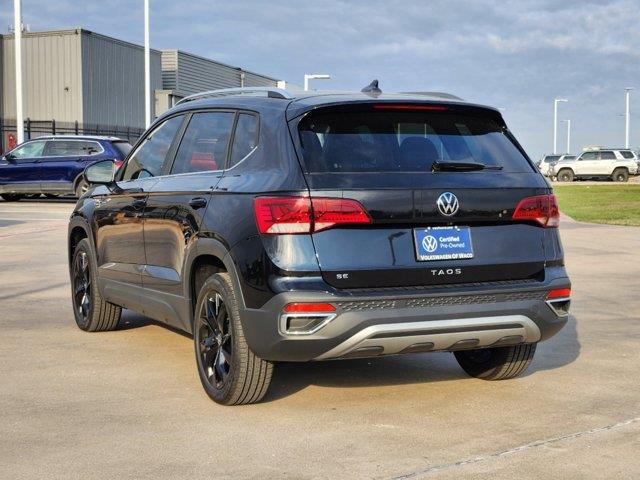 2024 Volkswagen Taos SE 4