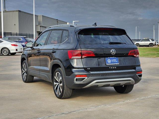 2024 Volkswagen Taos SE 4