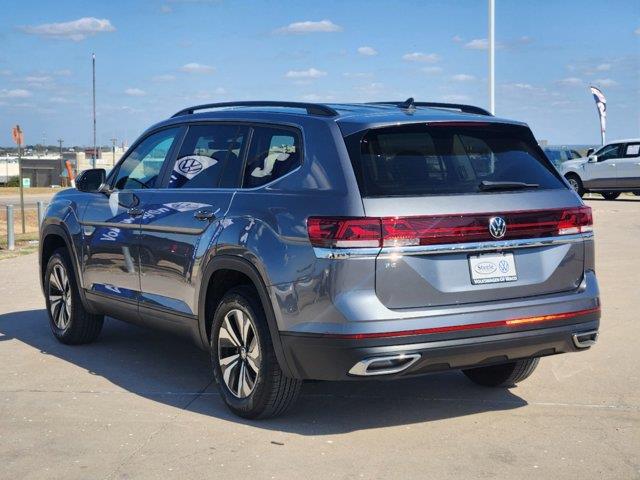 2024 Volkswagen Atlas 2.0T SE 3