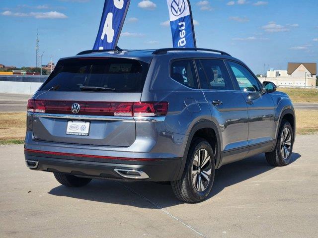 2024 Volkswagen Atlas 2.0T SE 4