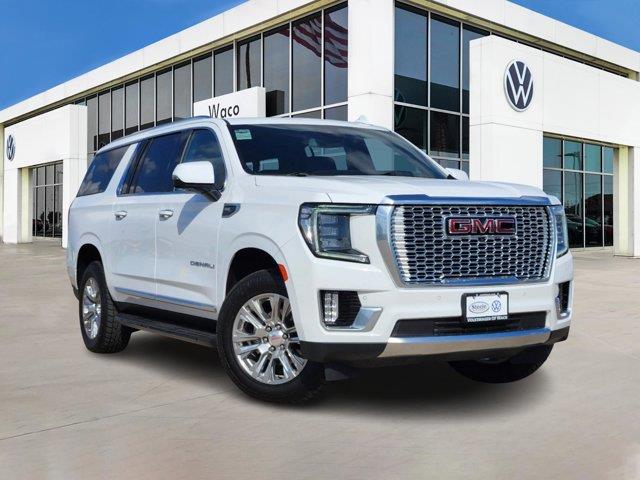 2023 GMC Yukon XL Denali 1