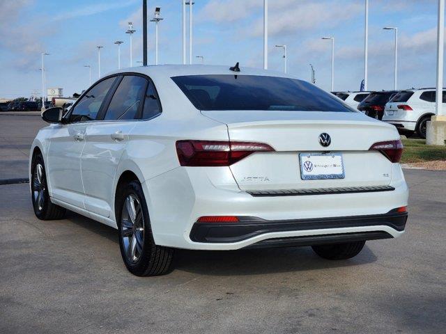 2024 Volkswagen Jetta SE 4