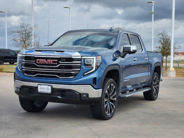 2024 GMC Sierra 1500 SLT 2