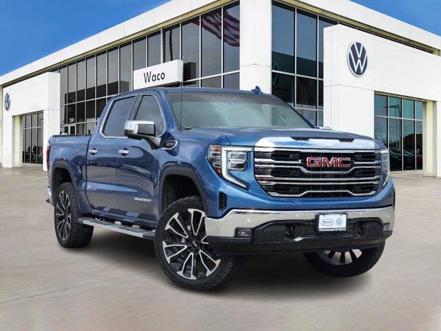 2024 GMC Sierra 1500 SLT 1