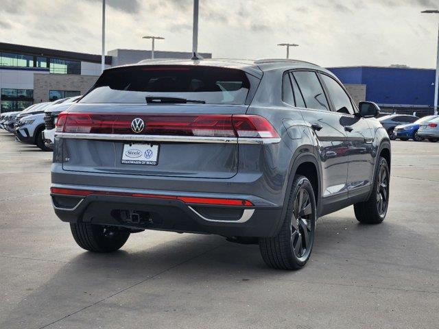 2025 Volkswagen Atlas Cross Sport 2.0T SE w/Technology 3