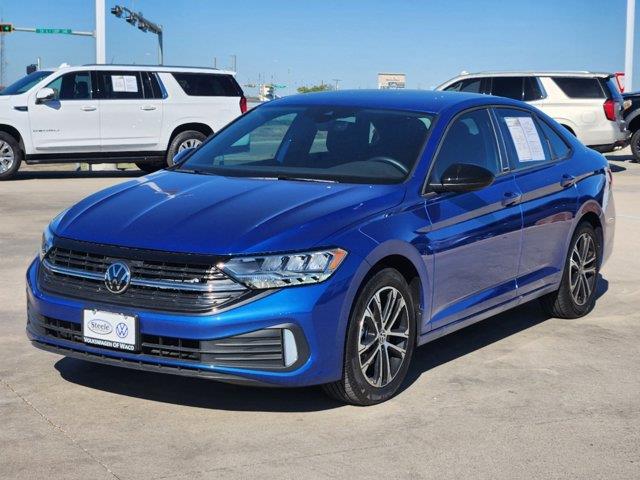 2024 Volkswagen Jetta Sport 2