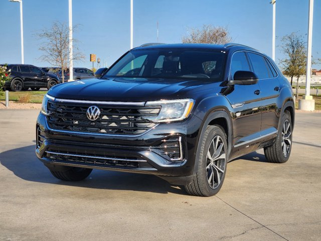 2024 Volkswagen Atlas Cross Sport 2.0T SEL Premium R-Line 2