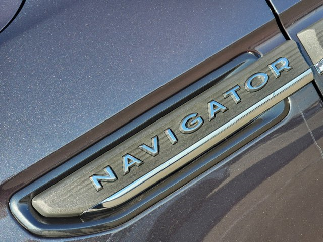 2023 Lincoln Navigator Reserve 8