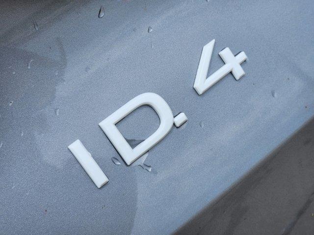 2023 Volkswagen ID.4 PROS 8