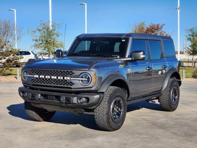 2022 Ford Bronco Badlands 2