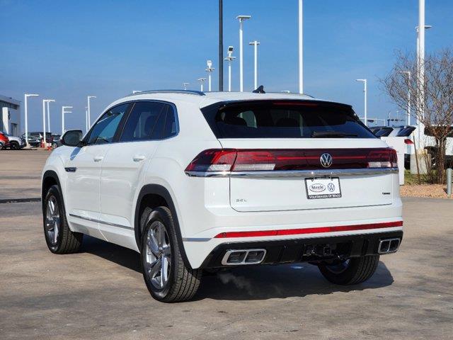 2024 Volkswagen Atlas Cross Sport 2.0T SEL R-Line 4