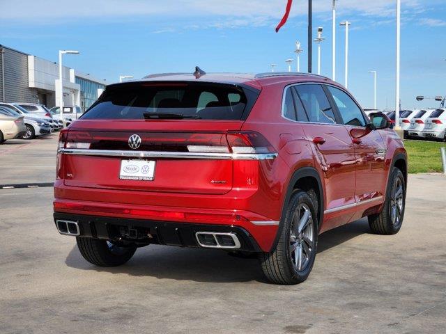 2024 Volkswagen Atlas Cross Sport 2.0T SEL R-Line 3