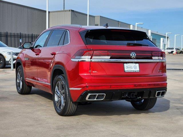 2024 Volkswagen Atlas Cross Sport 2.0T SEL R-Line 4