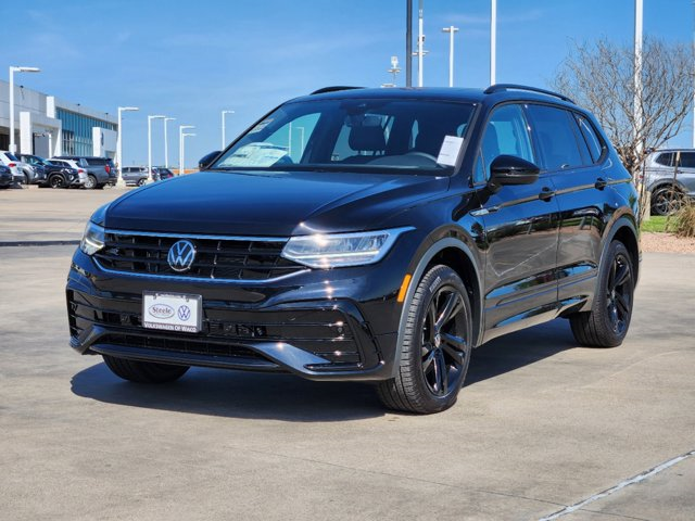 2024 Volkswagen Tiguan SE R-Line Black 2