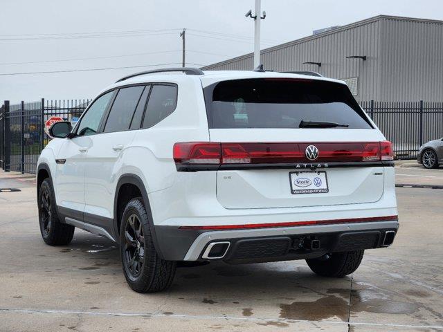 2024 Volkswagen Atlas 2.0T Peak Edition SE w/Technology 4