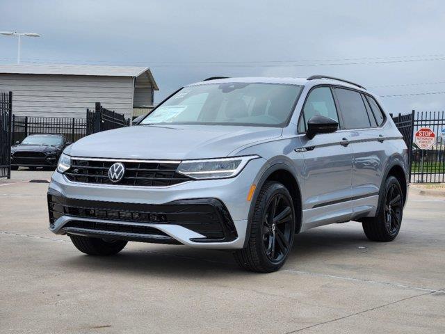 2024 Volkswagen Tiguan SE R-Line Black 2