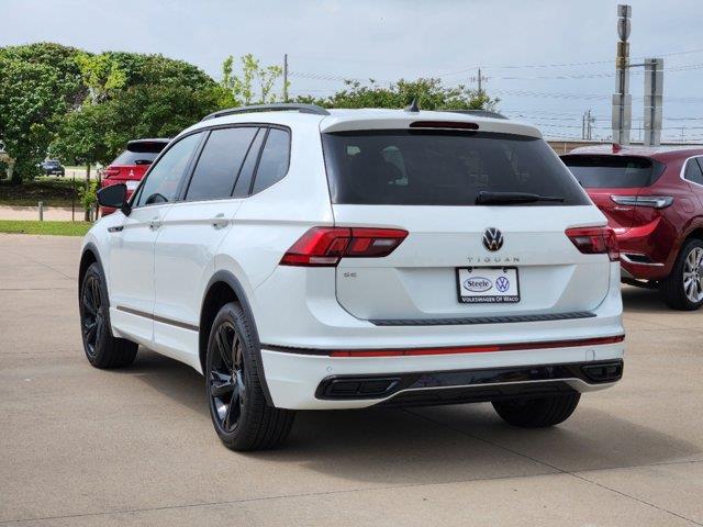 2024 Volkswagen Tiguan SE R-Line Black 4