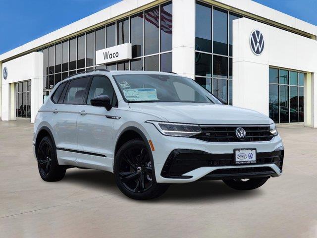 2024 Volkswagen Tiguan SE R-Line Black 1