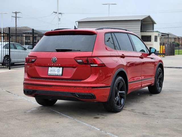 2024 Volkswagen Tiguan SE R-Line Black 3