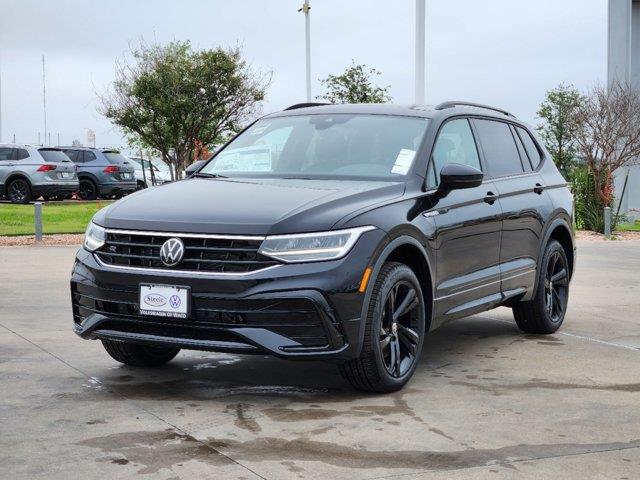 2024 Volkswagen Tiguan SE R-Line Black 2