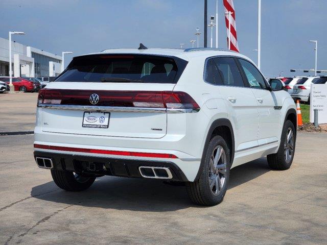 2024 Volkswagen Atlas Cross Sport 2.0T SEL R-Line 3