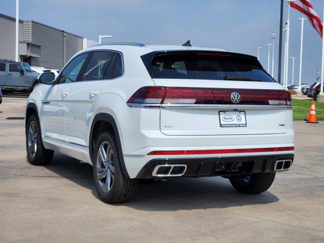 2024 Volkswagen Atlas Cross Sport 2.0T SEL R-Line 4