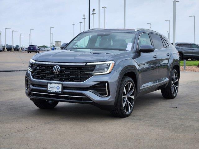 2024 Volkswagen Atlas Cross Sport 2.0T SEL Premium R-Line 2