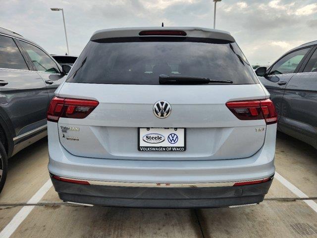 2018 Volkswagen Tiguan SEL 4