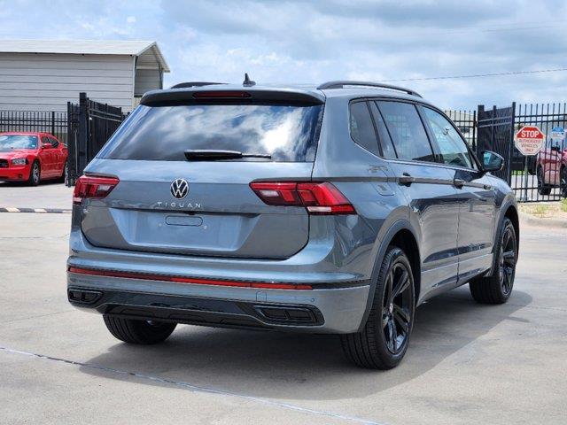 2024 Volkswagen Tiguan SE R-Line Black 3