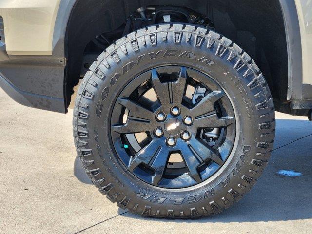 2021 Chevrolet Colorado 4WD ZR2 7