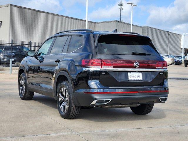 2024 Volkswagen Atlas 2.0T SE 4