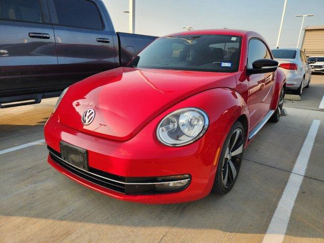 2012 Volkswagen Beetle 2.0T Turbo 2