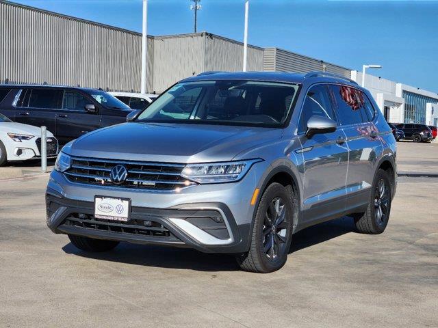 2024 Volkswagen Tiguan SE 2