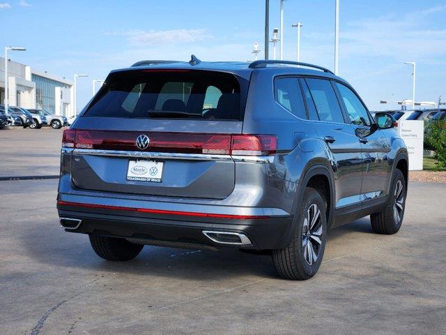 2024 Volkswagen Atlas 2.0T SE 3