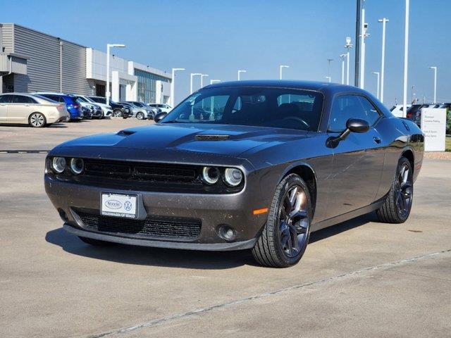 2019 Dodge Challenger SXT 2